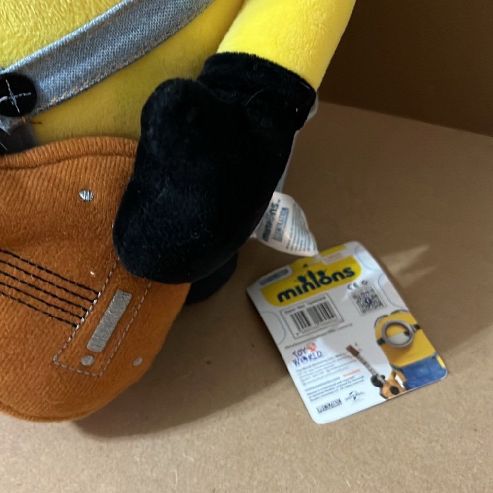Minions Stuart - Picture 3 of 4